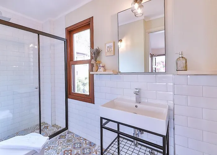 Lavantakas 2 50 Mt To Long Bazaar In Square Apartamento