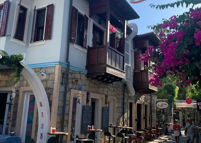 Lavantakas 2 50 Mt To Long Bazaar In Square Apartamento