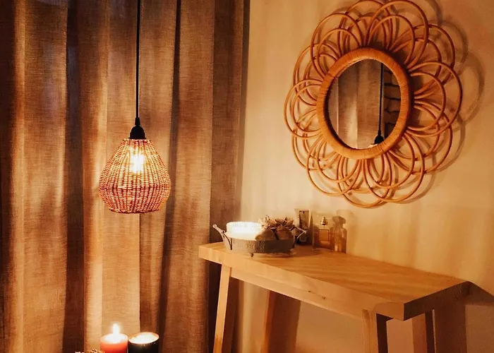 Lavantakas 2 50 Mt To Long Bazaar In Square * Kas